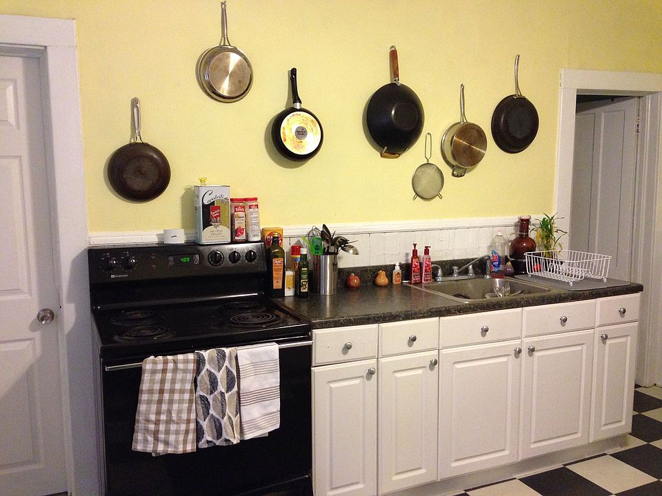 updated kitchen 1st fl