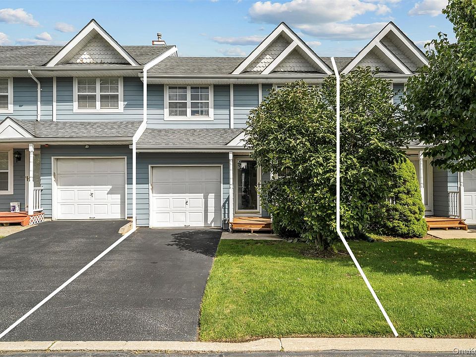 1st image of 5 Spruce Lane