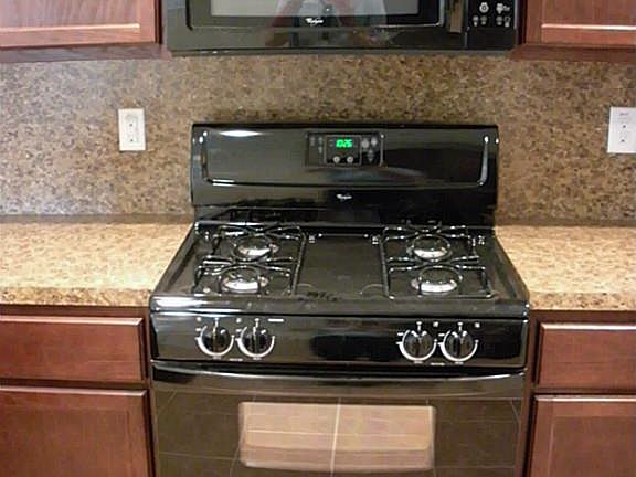 3rd image of 1203 N Diamondhead Blvd