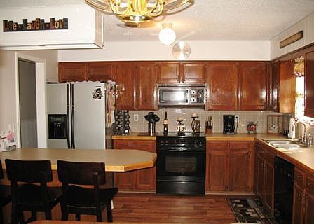 Spacious Kitchen