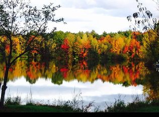 8 Overlook Rd, Holbrook, MA 02343