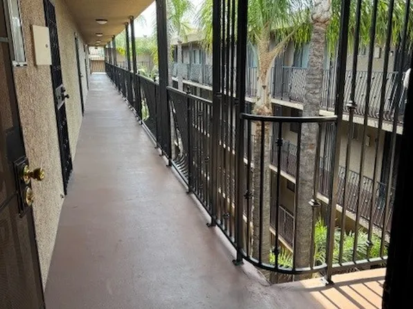 1450 Locust Ave, Long Beach, CA