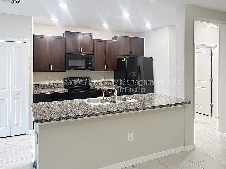 7012 Samuel Ivy Dr — Photo 12