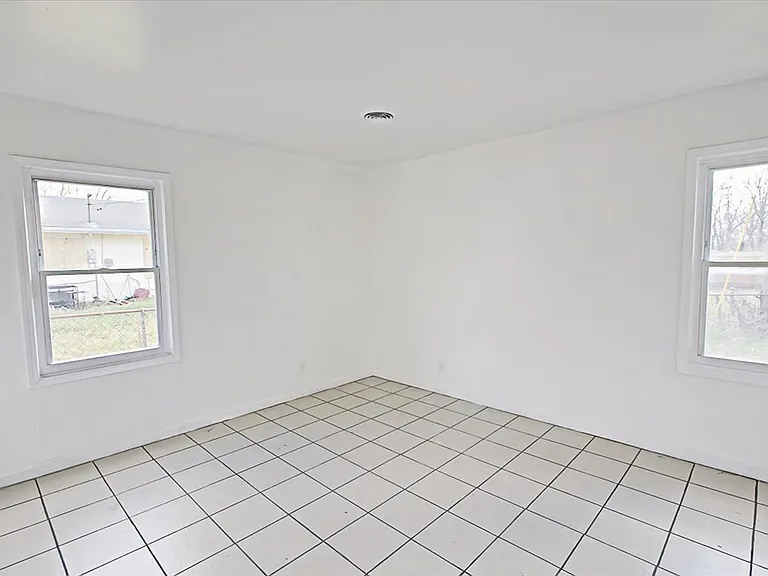 Saint Monica Dr — Photo 18