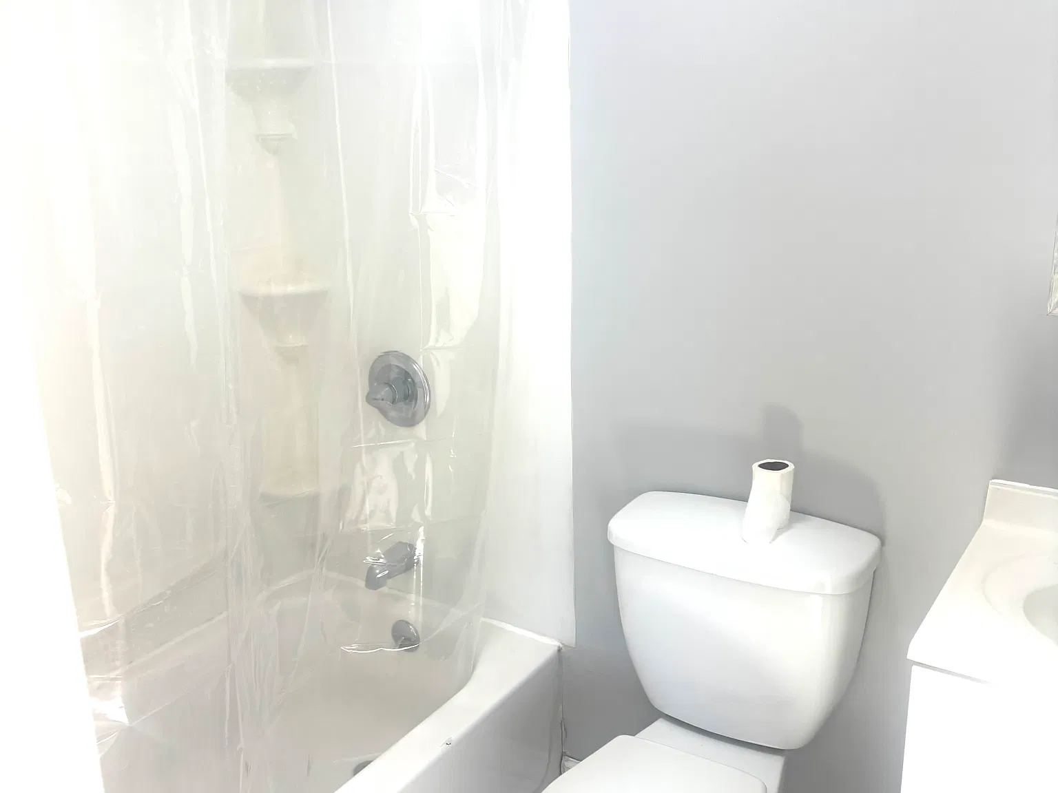2 bed, 650 sqft, $2,800 — Photo 4