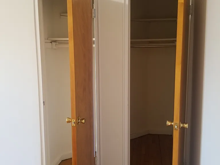 1 74th St #3G — Photo 14