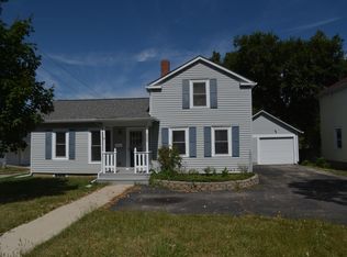 328 W Grant Hwy, Marengo, IL 60152