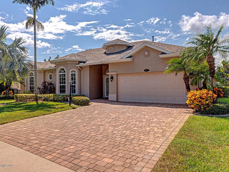 1st image of 3895 Waterford Dr