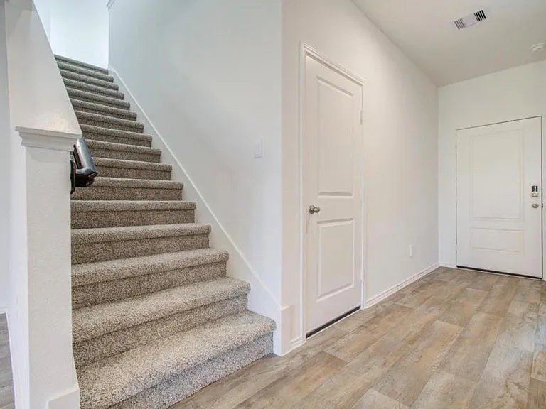 4230 Ramsbury Reach Ct — Photo 12