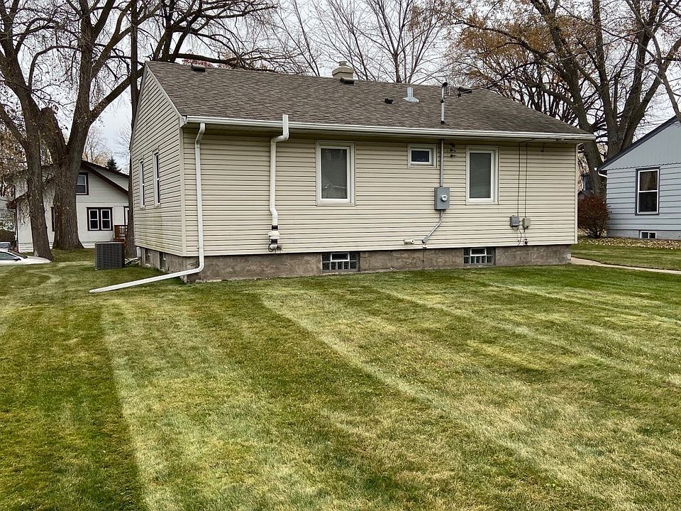 2nd image of 3615 Grimes Ave N