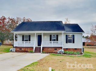 1037 Cove Cir, Clayton, NC 27520