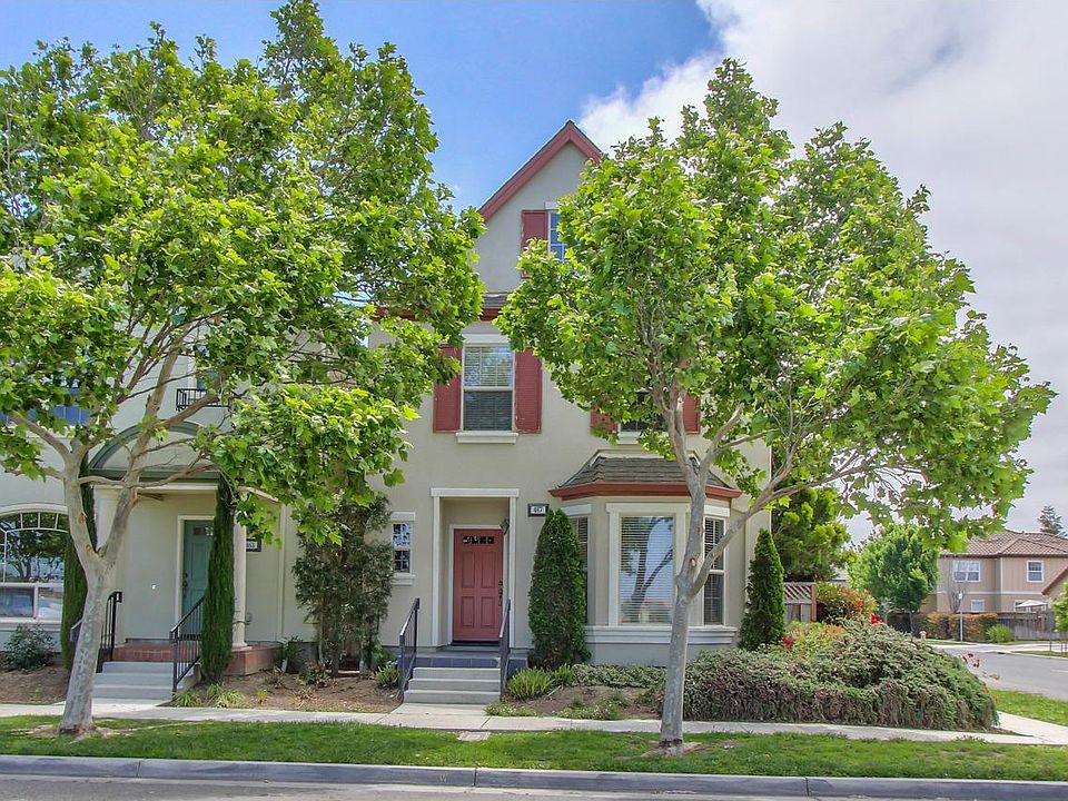 1st image of 467 Calcagno St