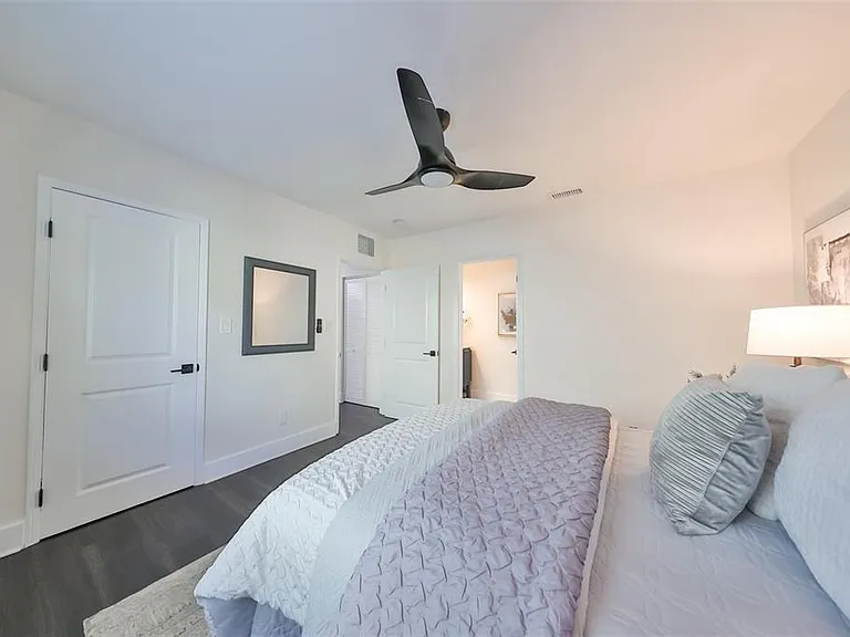 1846 3rd St S — Photo 22