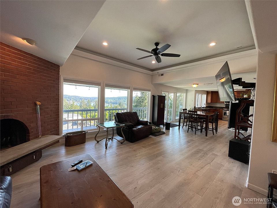 1st image of 7400 Stinson Avenue #303