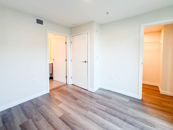 3 bedroom rental in Vancouver — photo 17