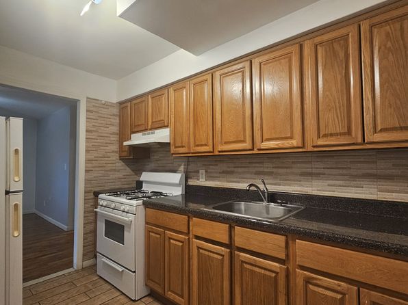 19-08 81st St #1