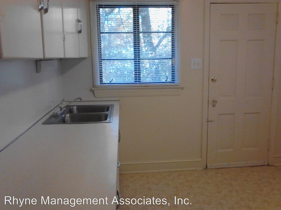 2nd image of 622 Grove Ave