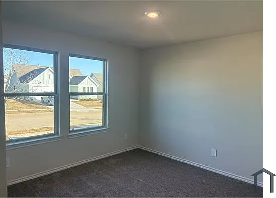 13188 Enclave Pkwy — Photo 2