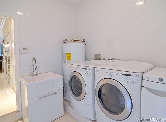 5th image of 4452 NW 93 Doral Ct