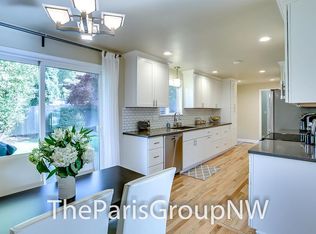 3318 NE 11th Pl, Renton, WA 98056