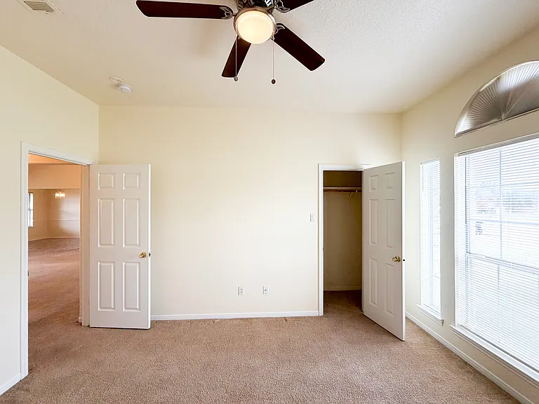 1505 High Chapparal Dr — Photo 23
