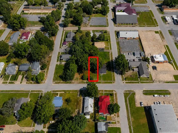 211 W 15th Ave, Pine Bluff, AR 71601