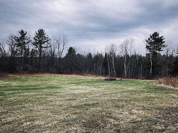 5th image of 623 E Village Road