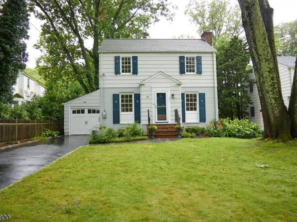 16 Sussex Ave, Chatham Boro, NJ 07928