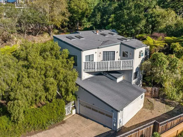 60 Robak Dr, Watsonville, CA 95076