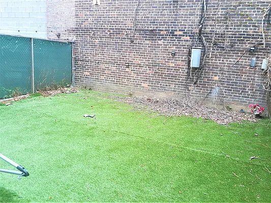 Rented by Skyline Group Real Estate | media 17