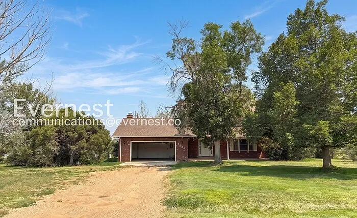 1808 Riverview Dr