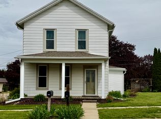401 S Linn St, Shannon, IL 61078