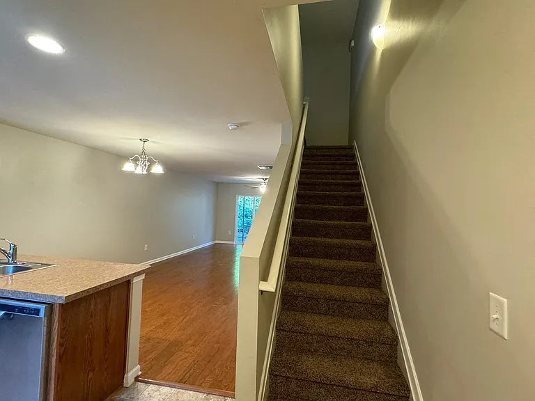 6622 Morgantown St — Photo 3
