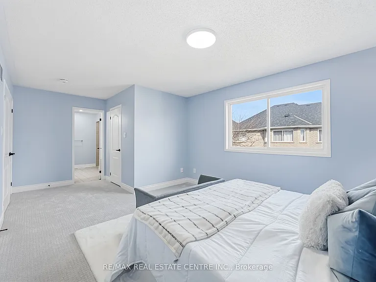 15 Heatherdale Dr — Photo 22