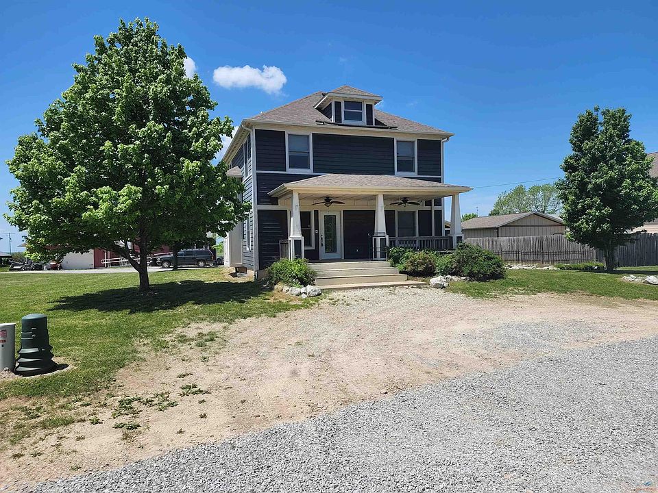 903 Peach Orchard St, Cole Camp, MO 65325 Zillow