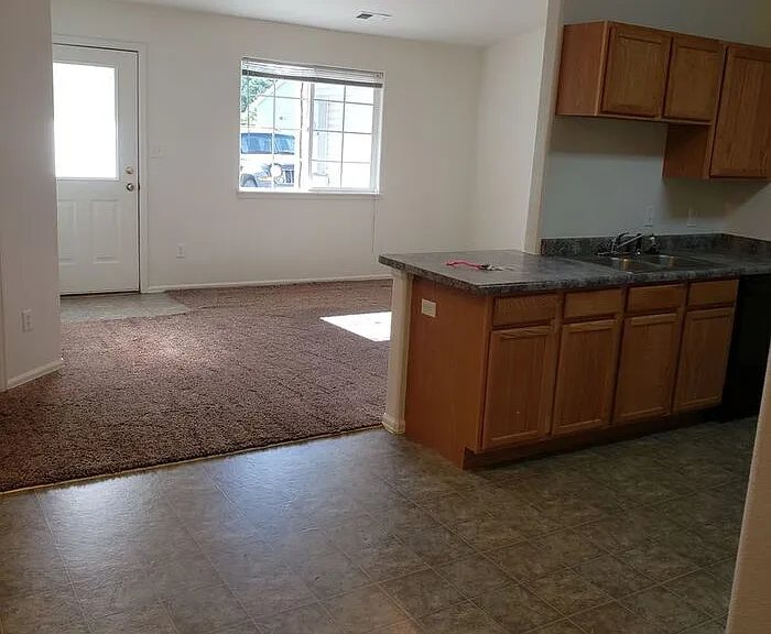 1733 Christopher Way — Photo 2