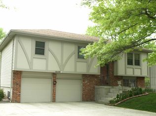 16108 W 153rd St, Olathe, KS 66062