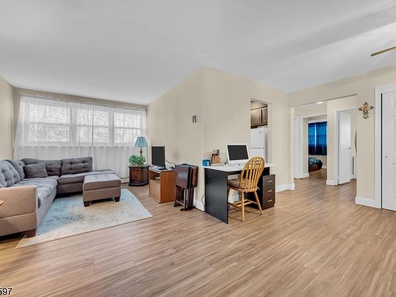 2nd image of 100 Luttgen Pl #A2
