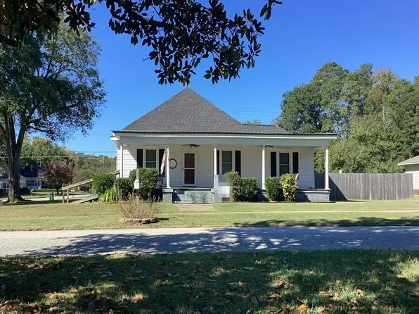 2009 23rd Dr, Valley, AL 36854