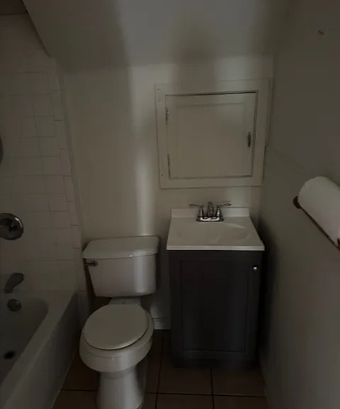 428 Oak St #1 — Photo 7