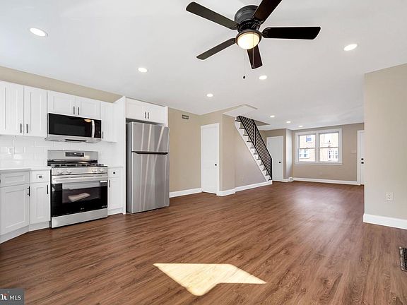 5th image of 219 Stearly St
