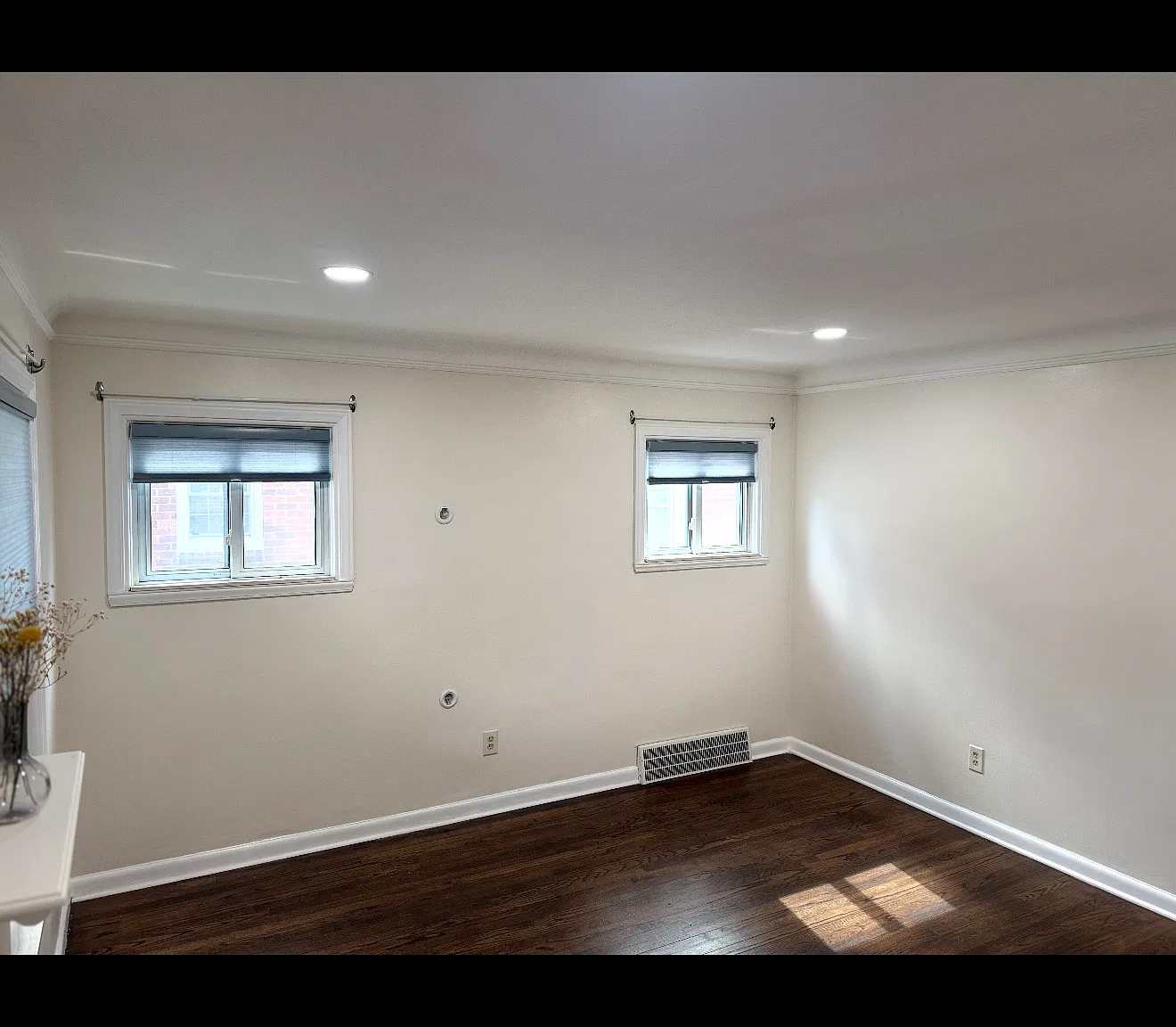 2430 Bennett St — Photo 4