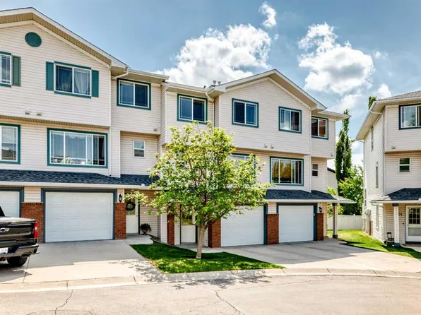 270 Rocky Ridge Ct NW, Calgary, AB T3G 4S8
