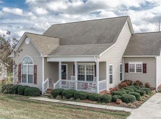 5009 Sedgefield Dr, Lancaster, SC 29720