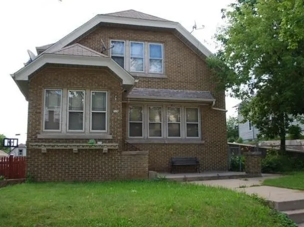 928 S 32nd St, Milwaukee, WI 53215