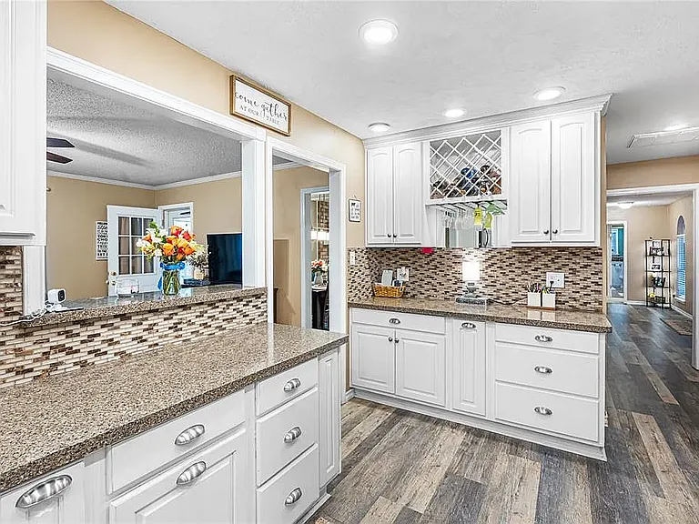 11521 Carriage Dr — Photo 4