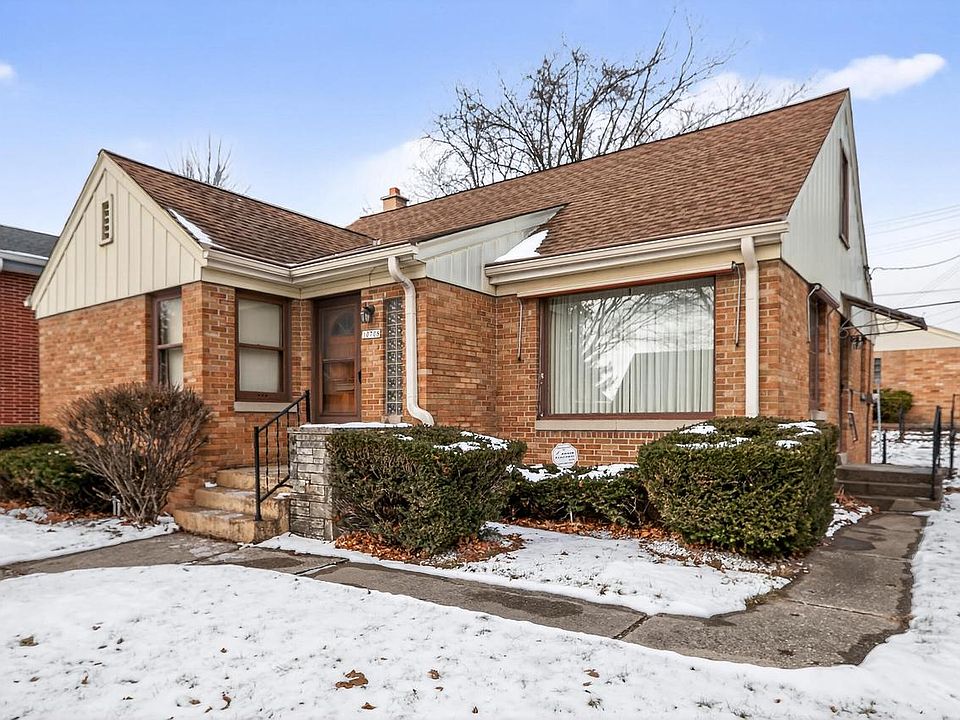 1st image of 10708 W York PLACE