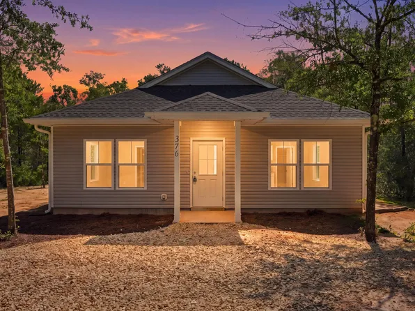 376 W Michaelangelo Rd, Defuniak Springs, FL 32433