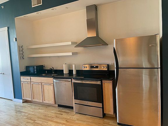 5th image of 1207 Vine St Unit G