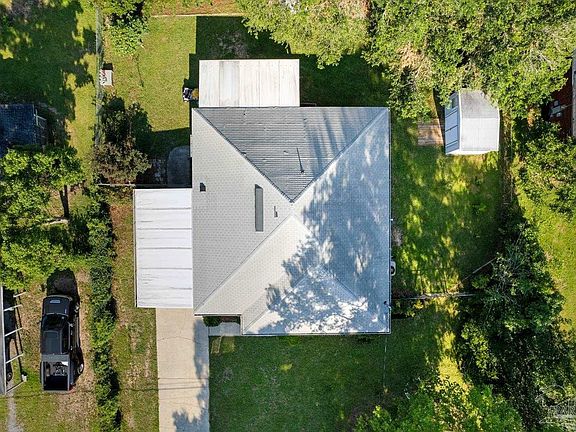 3rd image of 6811 Joy St